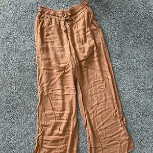 Brand new wide leg pants. Size large